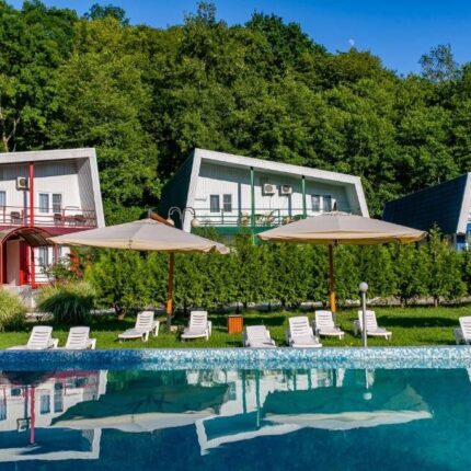 База отдыха Сочи Inn 1* в Сочи, Краснодарский край, цены от 2600 руб. с услугой рыбалки | Забронировать турбазу