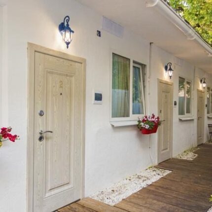 Отель XS, Сочи, цены от 5200 руб. с видом  Черное море | Свободные номера